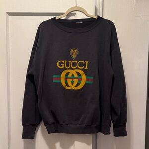 FAUX. Gucci Sweater in Navy with Gold Accents